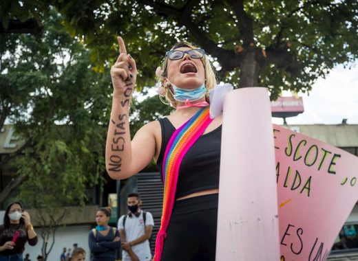 cada 33 horas asesinan a una mujer