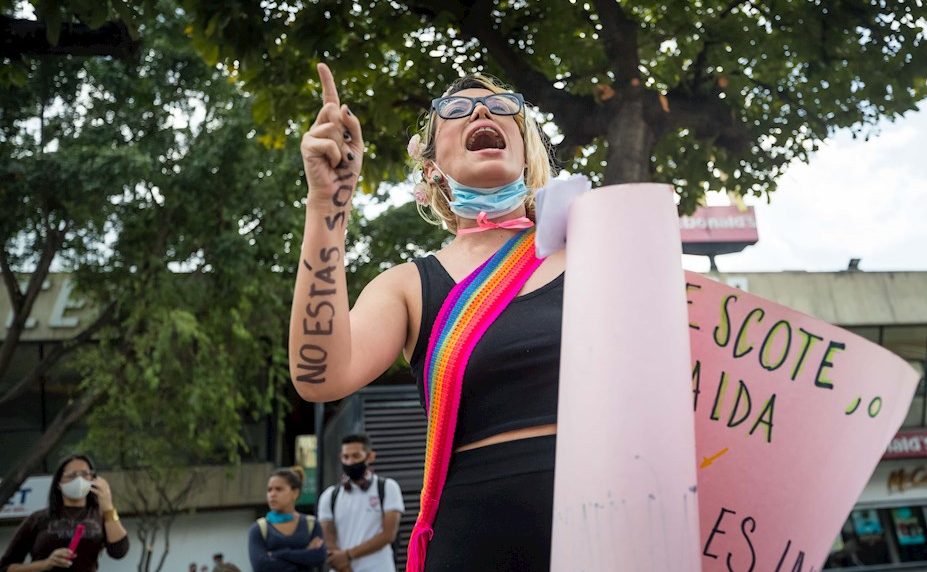 cada 33 horas asesinan a una mujer