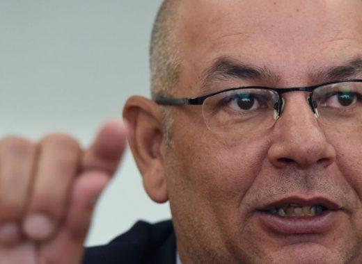 julio castro vacunación