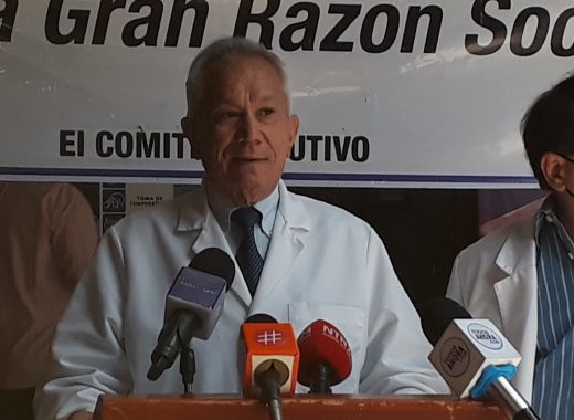 Douglas León Natera