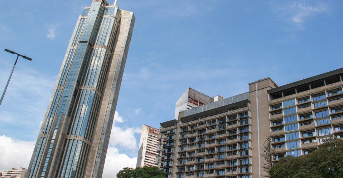Parque Central: invasiones a locales comerciales