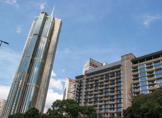 Parque Central: invasiones a locales comerciales