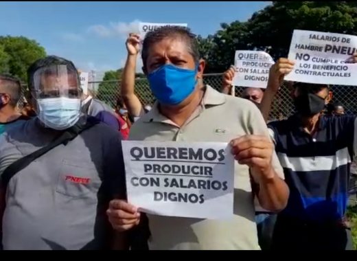 antigua Pirelli cauchos