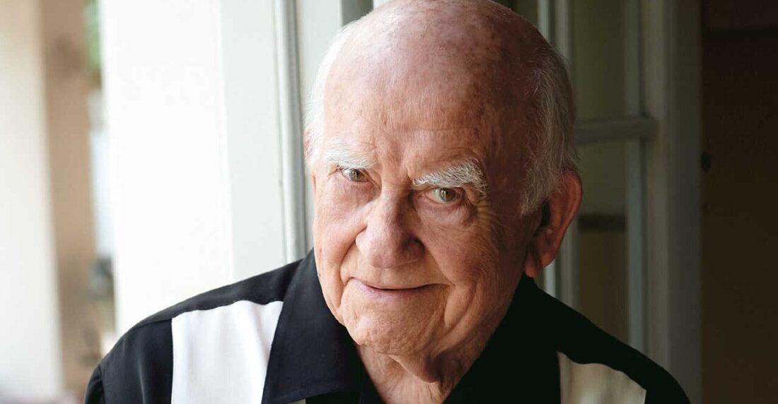 Ed Asner se va tras una larga carrera