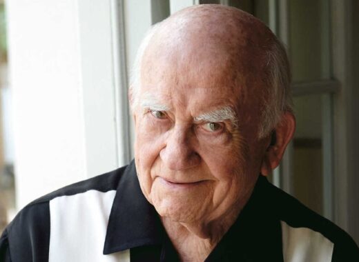 Ed Asner se va tras una larga carrera