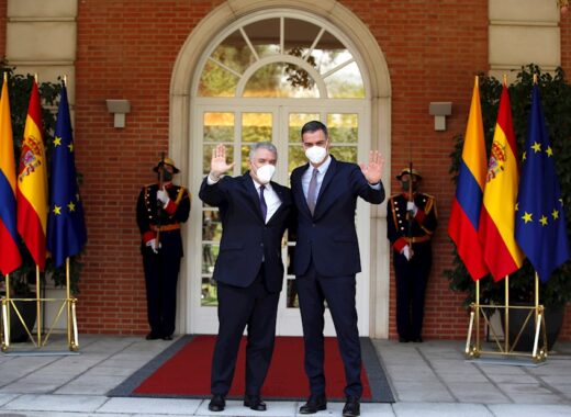 Ivan Duque pide mantener sanciones a Venezuela