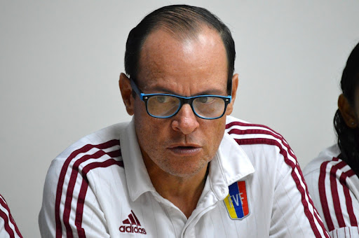 acoso estrupo vinotinto Zseremeta