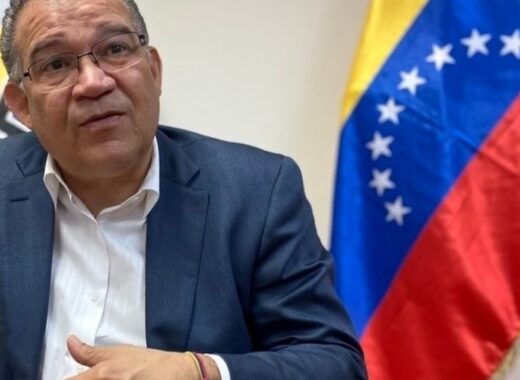 Enrique Márquez propone eliminar reelección indefinida e instaurar segunda vuelta