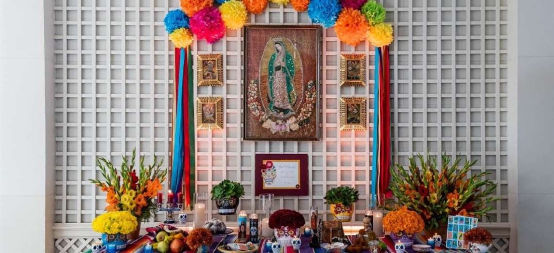 Altar del día de los Muertos en la Casa Blanca