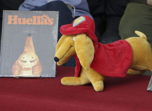 Huellas beca a un pana