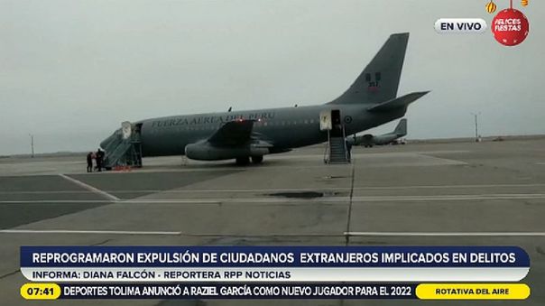 Perú intenta expulsar a venezolanos