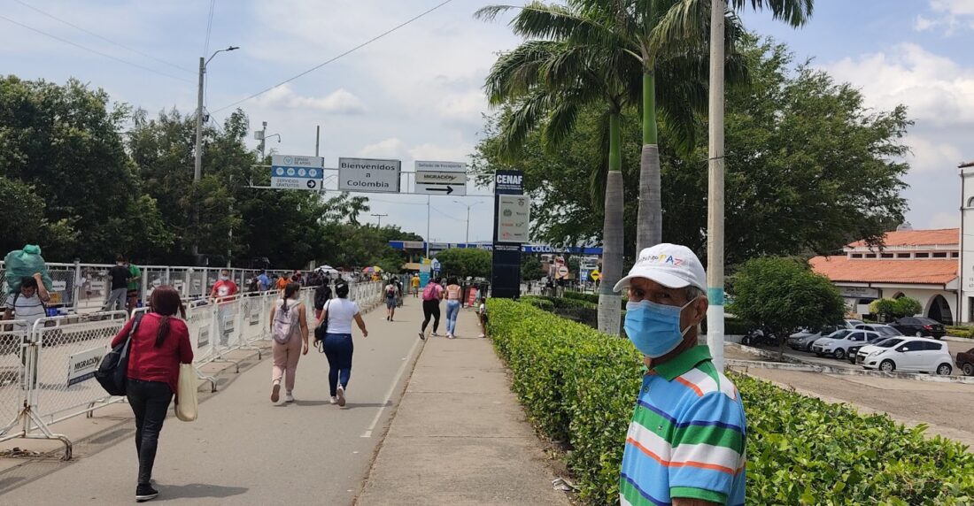 Julio se fue a Colombia a luchar contra el cáncer