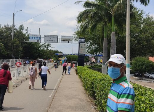 Julio se fue a Colombia a luchar contra el cáncer