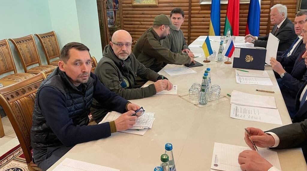 Ucrania, y Rusia corredor humanitario