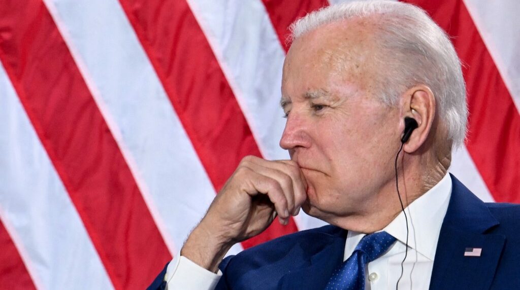 EEUU crece y Biden sonríe