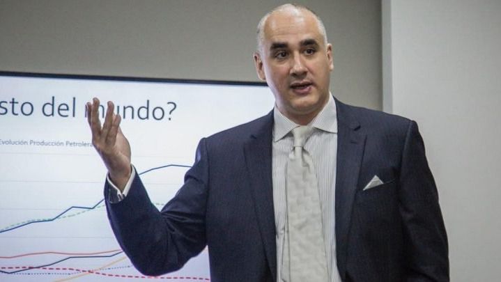 Luis Oliveros sanciones