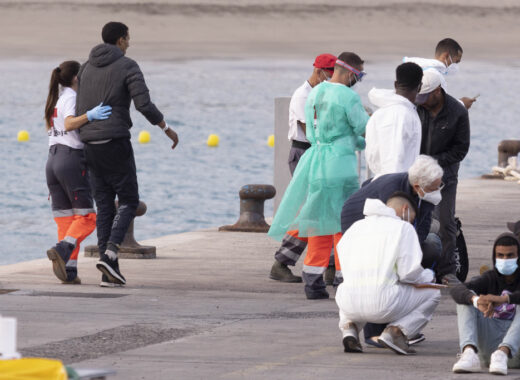 niña nacida en una patera Unión Europea presentará ley para expulsar a migrantes en situación irregular