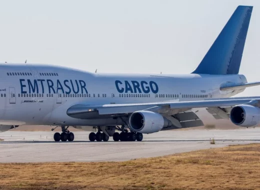 El avión de la filial de Conviasa retenido en Argentina