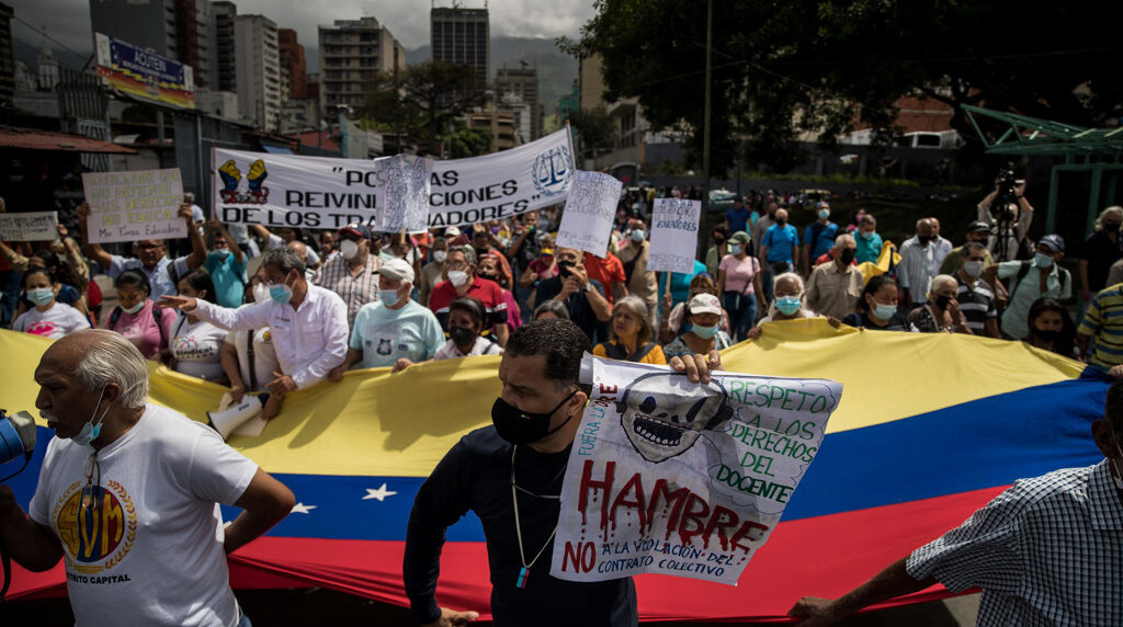 43 protestas y las ONG