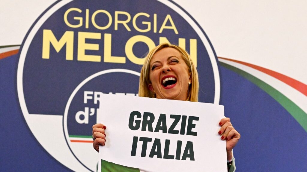izquierda Giorgia Meloni