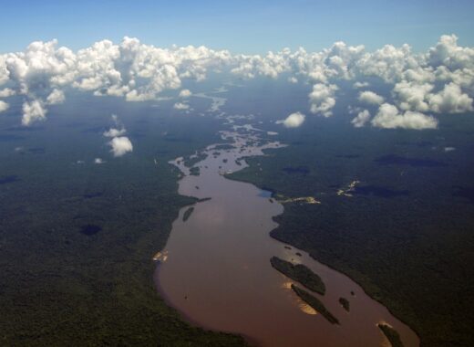 Guyana defiende su poder sobre el Esequibo