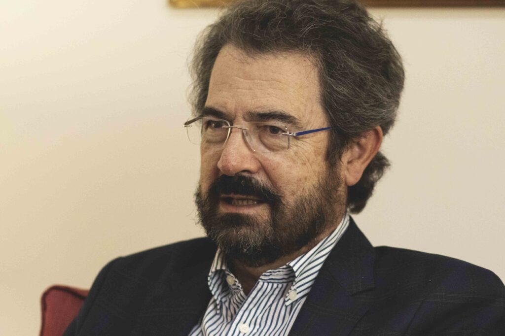 Santos, encargado de Negocios en Venezuela