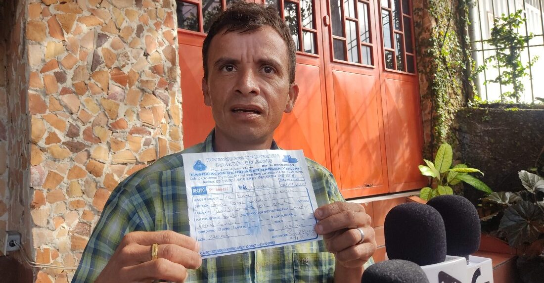 Jonathan Pernía, padre de la niña muerta en una caretilla