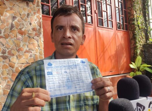 Jonathan Pernía, padre de la niña muerta en una caretilla