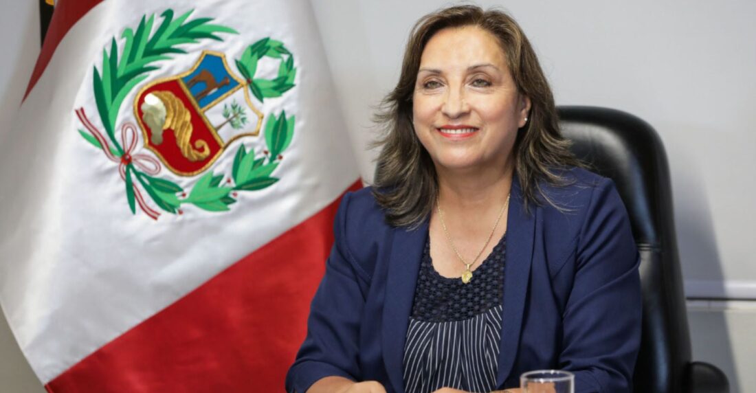Desde 2016, Perú ha tenido seis presidentes: dos destituidos por el Congreso; dos que renunciaron antes de correr la misma suerte, uno que enterró su mandato interino y Boluarte, que llegó luego del frustrado intento de Pedro Castillo de disolver el Congreso.