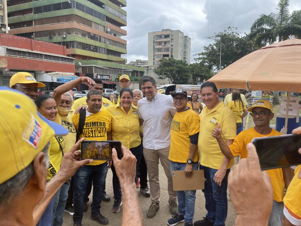 Carlos Ocariz