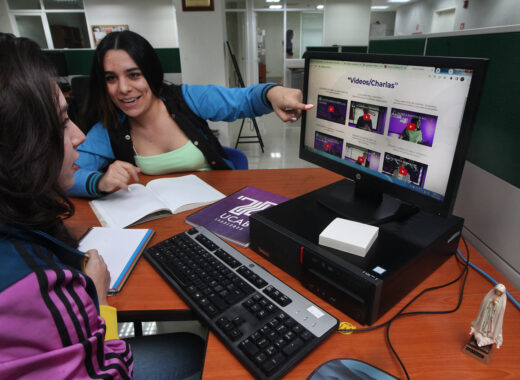 Vénesis, plataforma educativa UCAB
