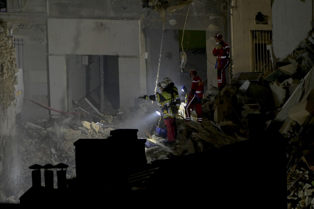 Marsella: 8 desaparecidos por el derrumbe de un edificio en plena ...