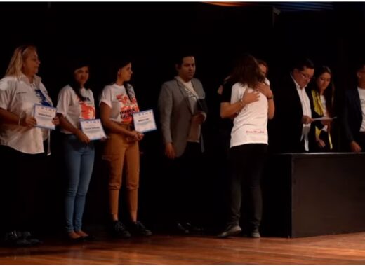 Homenaje a Pernalete UNIMET