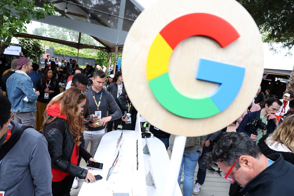 Google abre a 180 países su chat de inteligencia artificial Bard