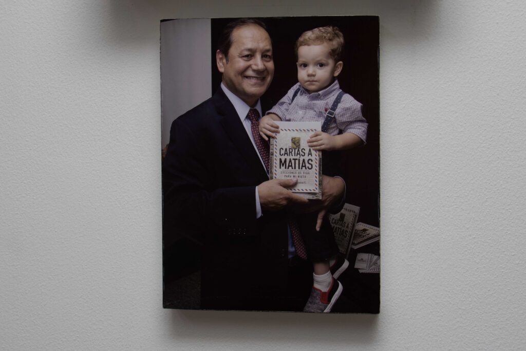 "Cartas a Ignacio": el nuevo libro de Ricardo Adrianza es una guía para la felicidad