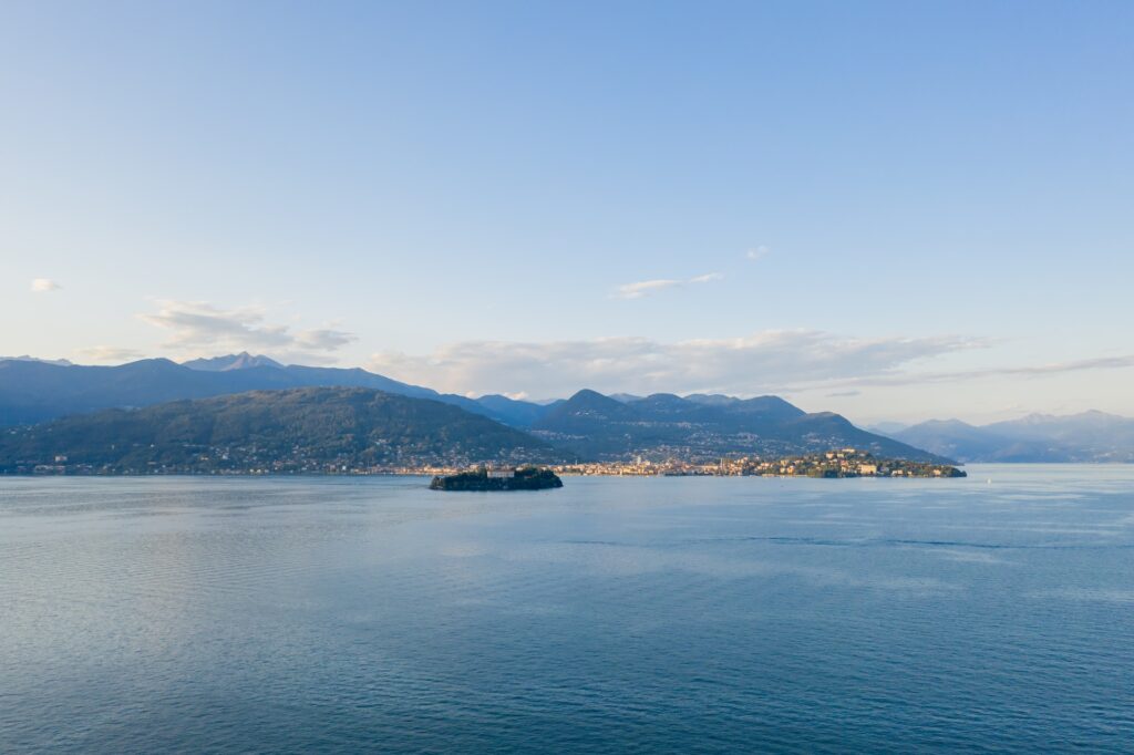 Dos espías italianos y un agente del Mossad mueren en naufragio en un lago de Italia