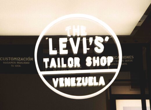 Levis
