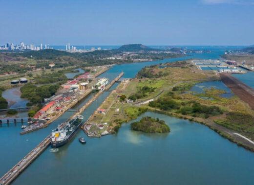 Canal de Panamá congestionado por sequía