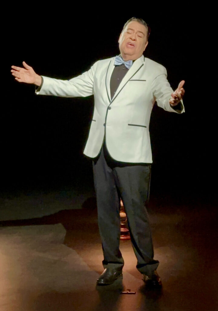 Eleazar Mora en  homenaje a Sadel