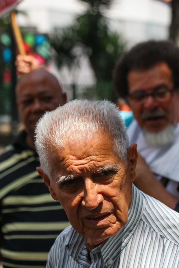 Docentes en pie de lucha