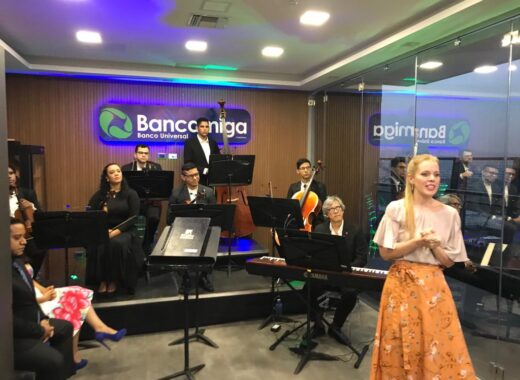 Bancamiga y Sinfónica Ayacucho sellan acuerdo