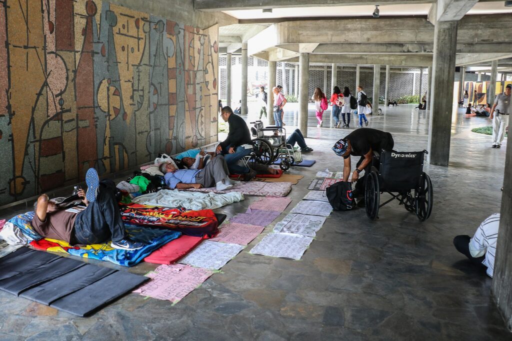 Huelkha de hambre jubilados de Pdvsa