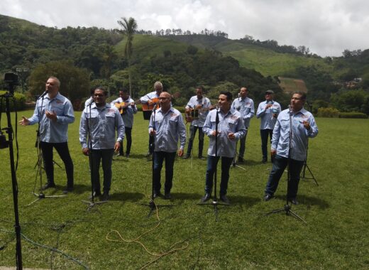 Rondalla Venezolana en concierto