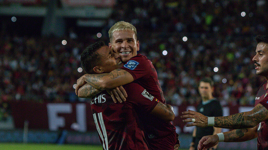 Darwin Machis y Yeferson Soteldo