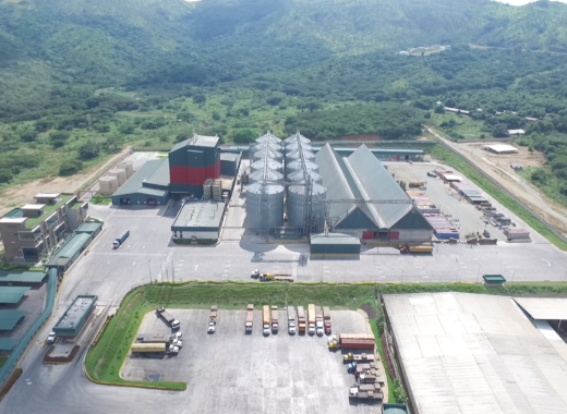 Purolomo, planta y edificio administrativo