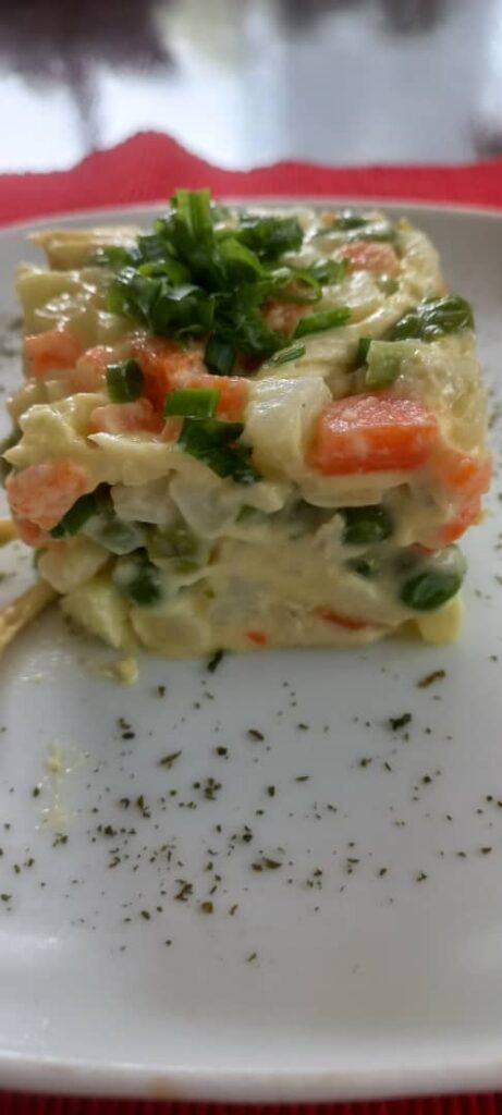 buena ensalada de gallina