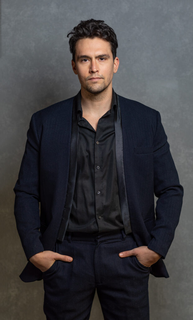 Christian McGaffney, con Simón va camino a la noche de los Goya