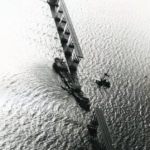 Puente sobre el lago