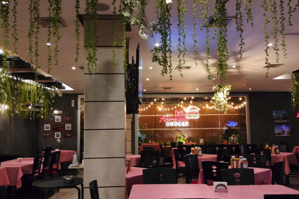 Avenue Burger