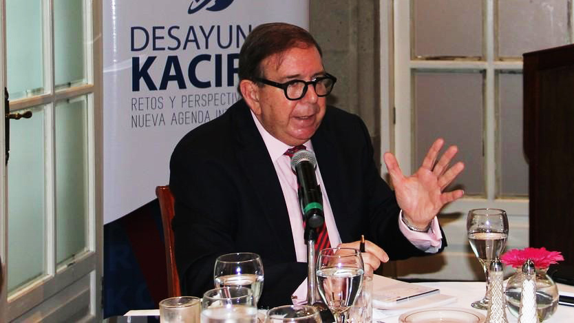 Edmundo González Urrutia